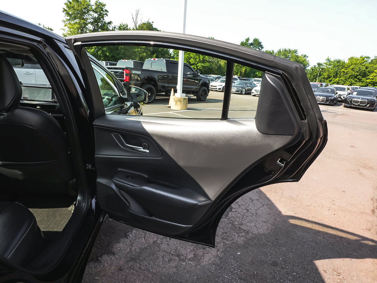 Used 2025 Toyota Prius AWD image 12