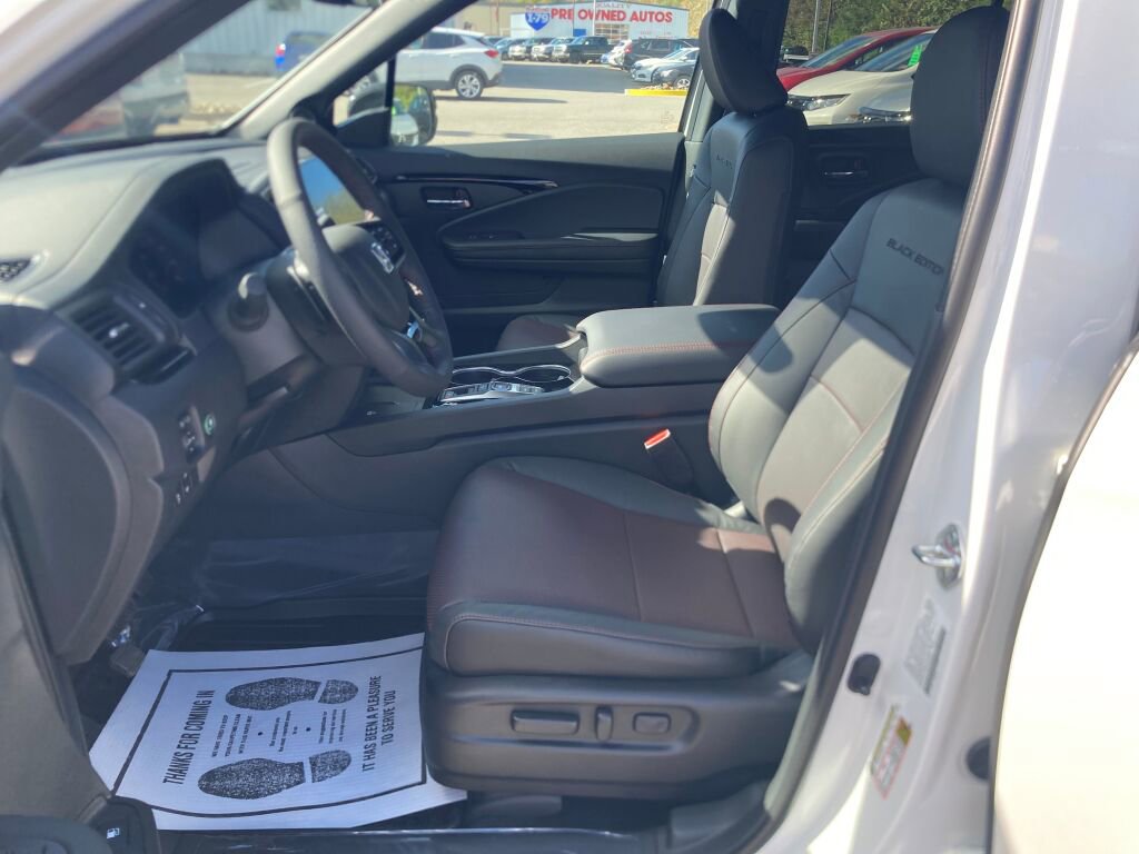New 2026 Honda Ridgeline Black Edition image 8