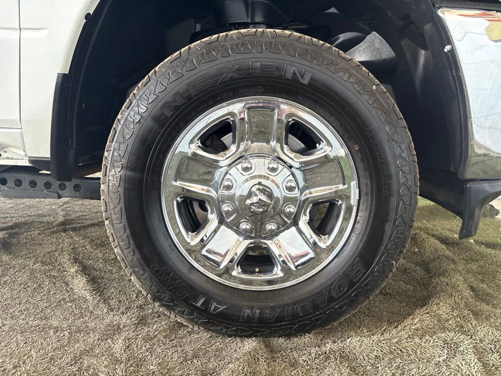 Used 2024 RAM 3500 SLT AWD/4WD image 24