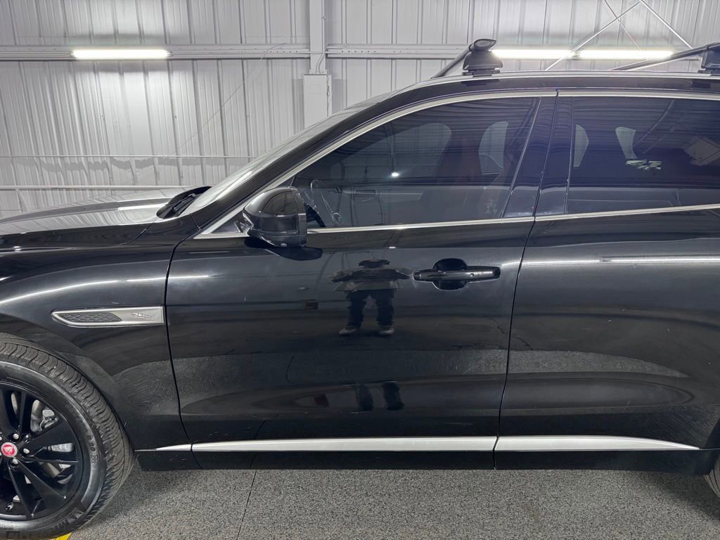 Used 2021 Jaguar F-PACE R-Dynamic S AWD/4WD image 19