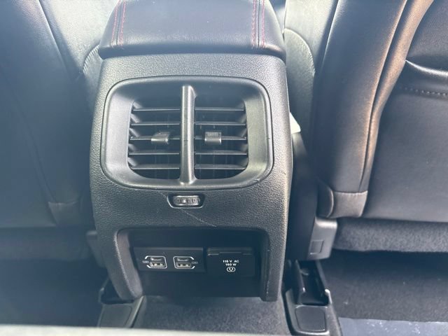 Used 2022 Jeep Cherokee Trailhawk w/ Comfort/Convenience Group AWD/4WD image 40