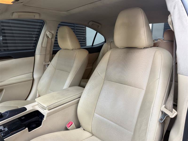 Used 2015 Lexus ES 350 w/ Premium Package FWD image 10