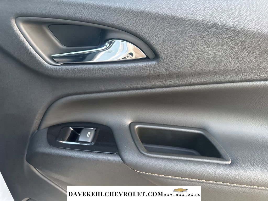 Used 2023 Chevrolet Equinox Premier image 39