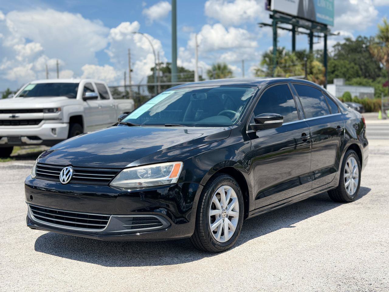 Used 2013 Volkswagen Jetta SE