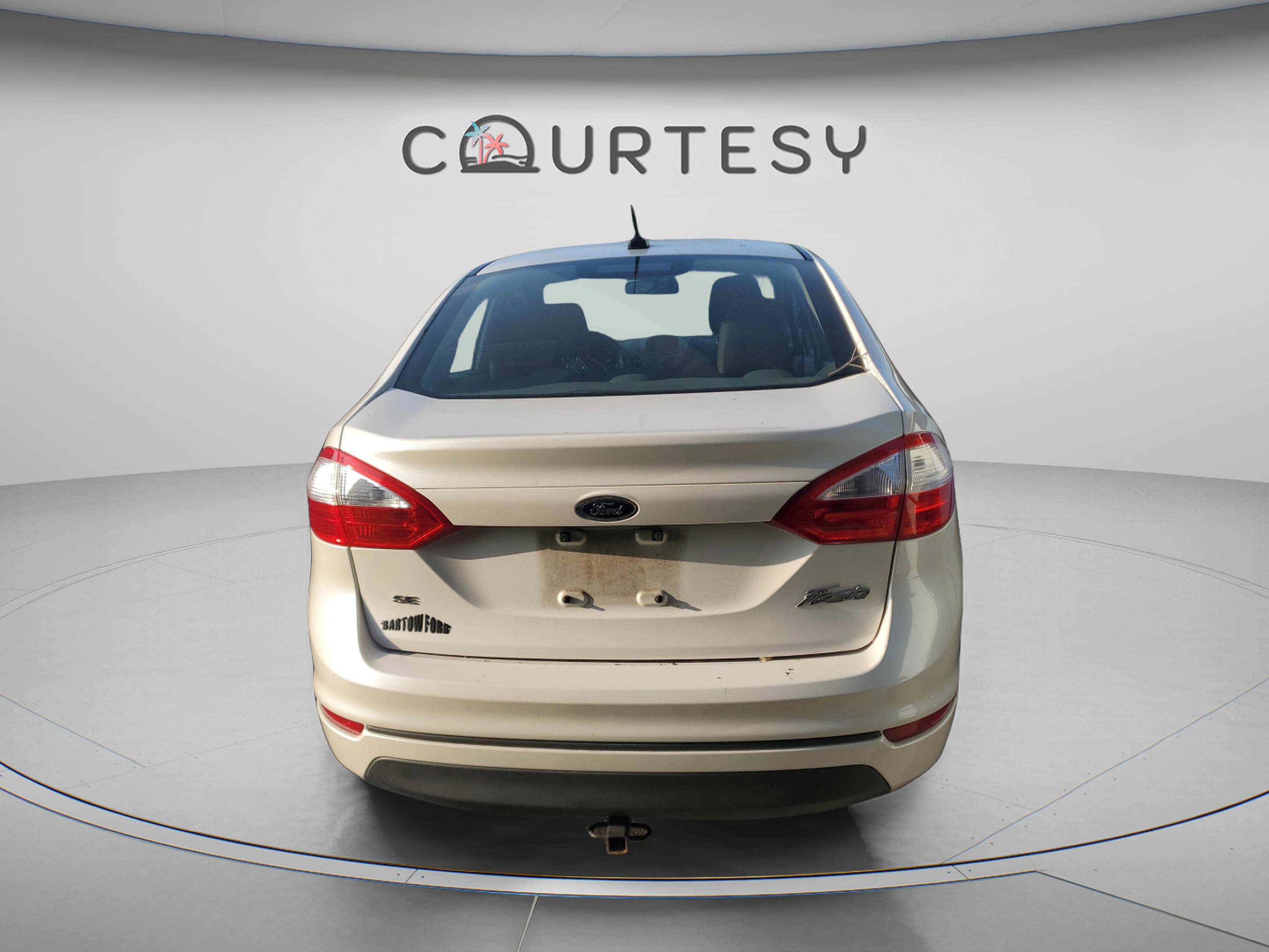 Used 2017 Ford Fiesta SE FWD image 15