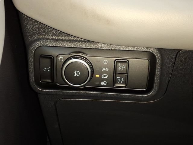 Used 2025 Ford Explorer Active w/ Active Comfort Package AWD/4WD image 21