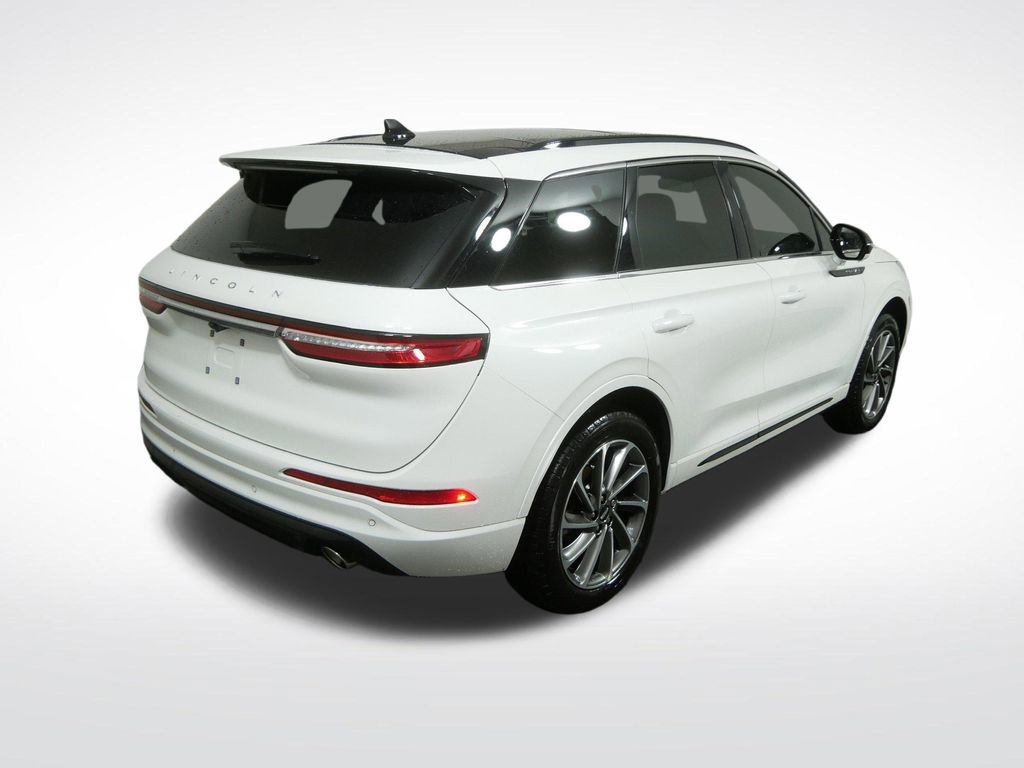 Used 2025 Lincoln Corsair Grand Touring w/ Equipment Group 301A AWD/4WD image 4