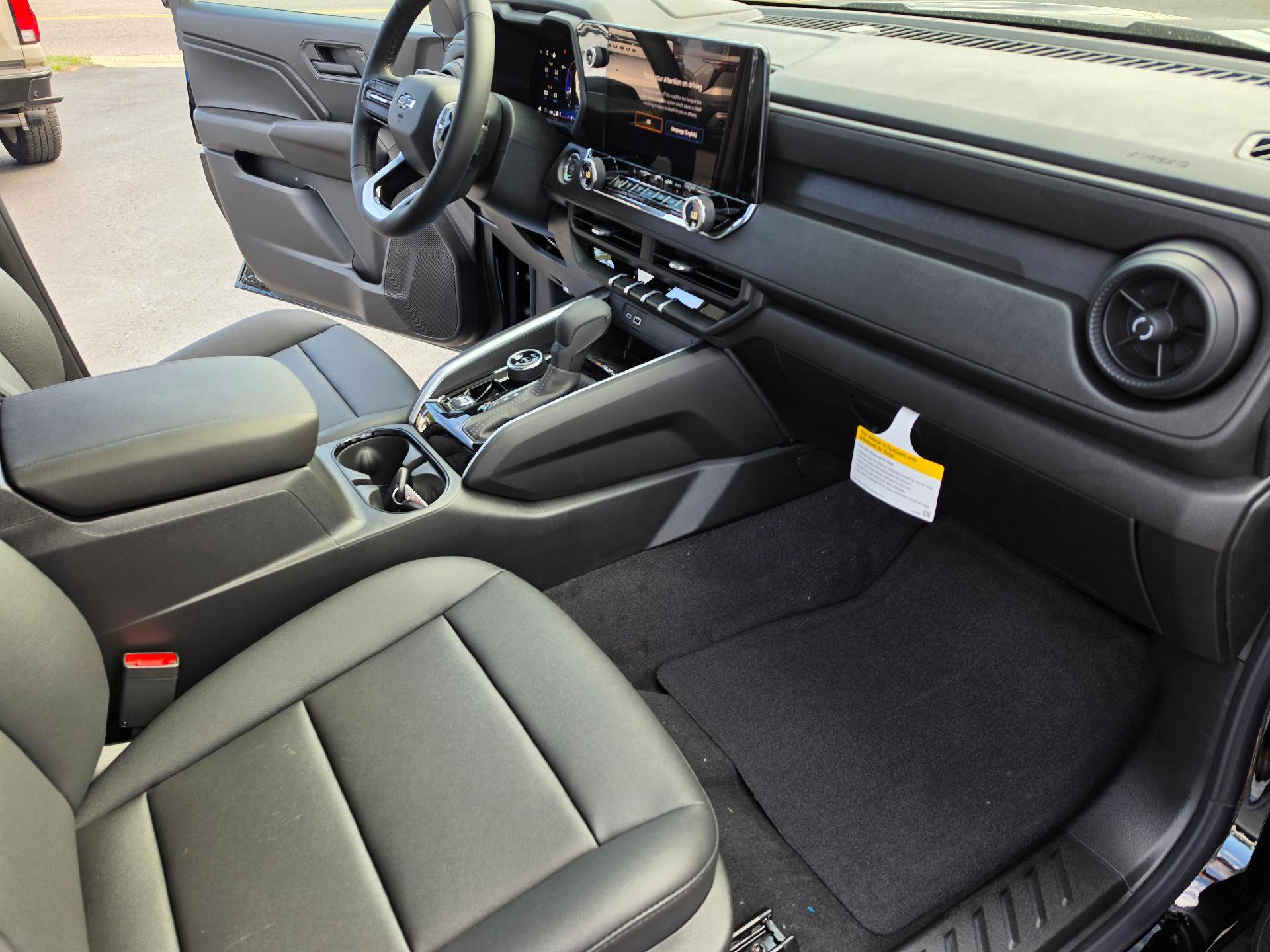 New 2026 Chevrolet Colorado Trail Boss AWD/4WD image 10