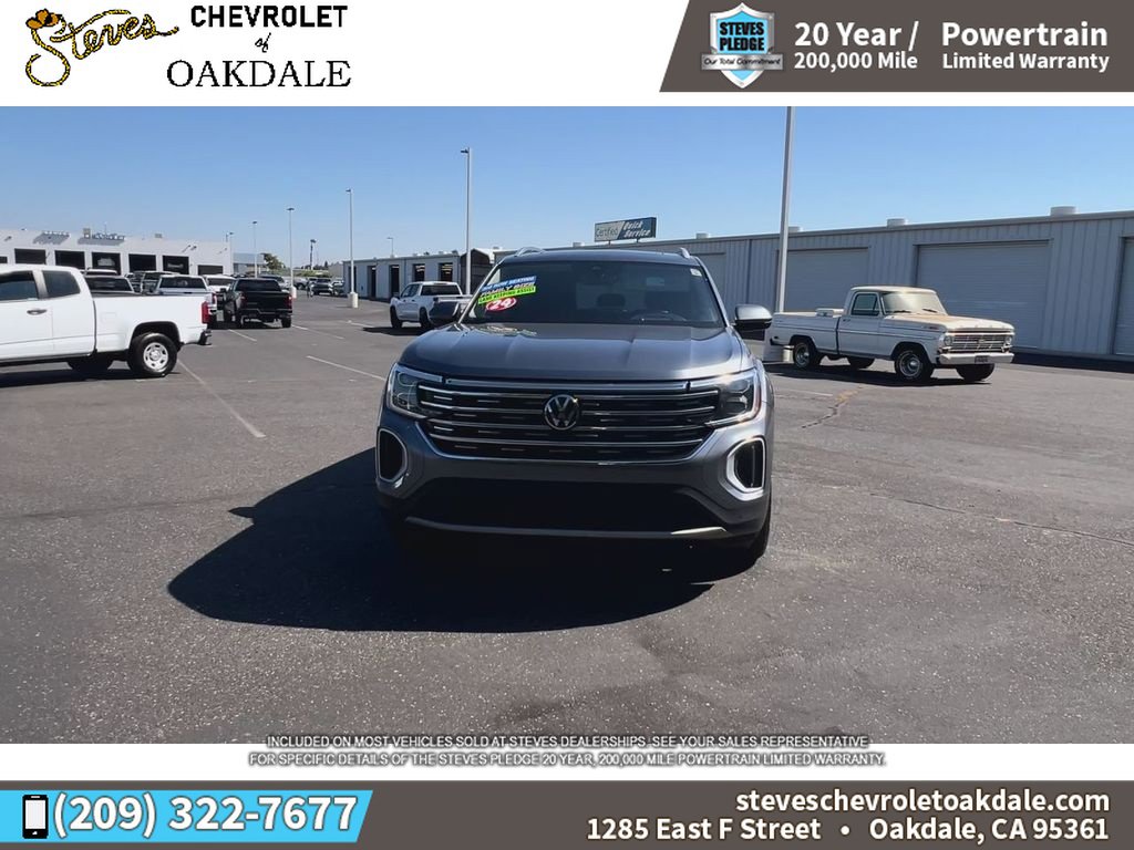 Used 2024 Volkswagen Atlas SEL AWD/4WD image 4