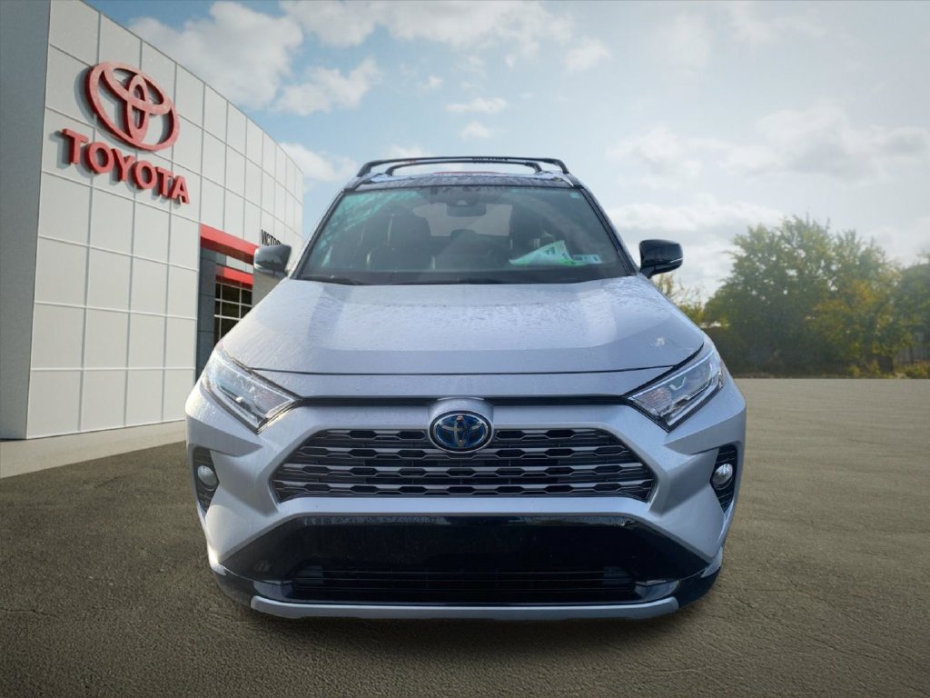 Used 2019 Toyota RAV4 XSE w/ Carpet Mat Package AWD/4WD image 8
