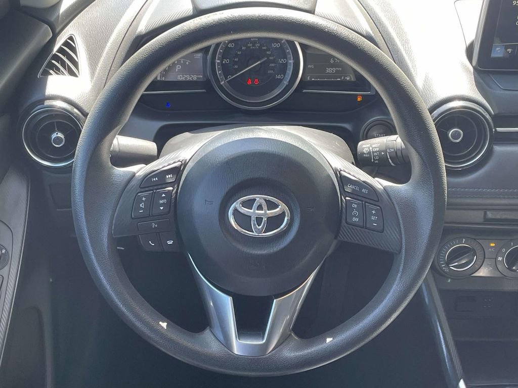 Used 2017 Toyota Yaris iA FWD image 12