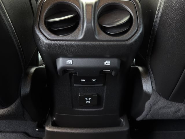 Used 2023 Jeep Wrangler Unlimited Sahara AWD/4WD image 28