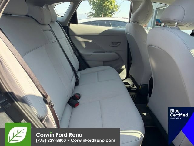 Used 2025 Hyundai Kona SE AWD/4WD image 12