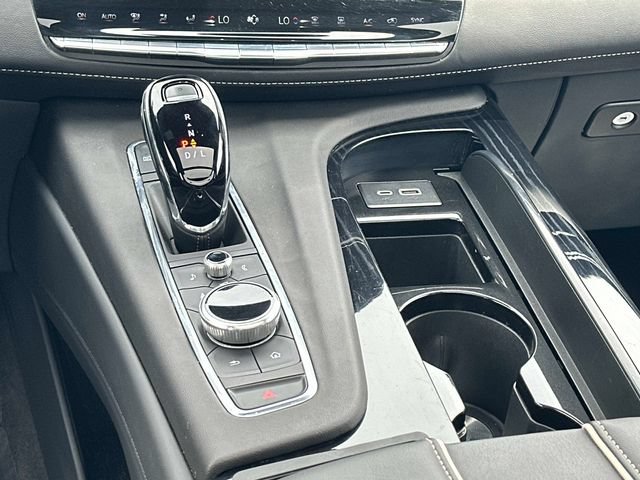 Certified 2024 Cadillac Escalade ESV Sport w/ LPO, ONYX Package AWD/4WD image 6