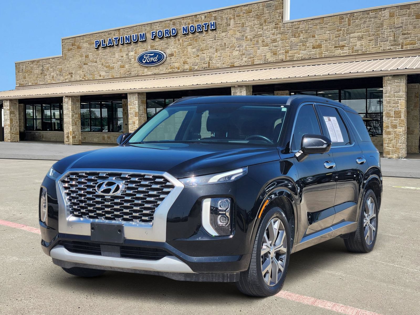Used 2022 Hyundai Palisade Limited w/ Cargo Package FWD image 2