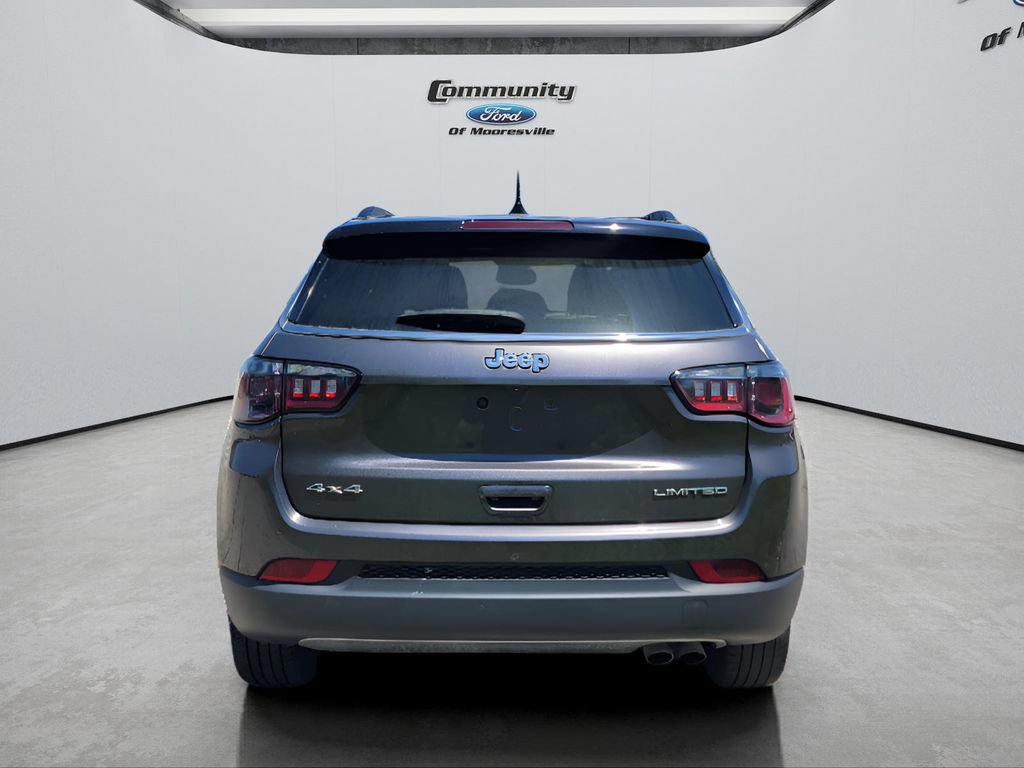 Used 2022 Jeep Compass Limited w/ Sun and Sound Group AWD/4WD image 9