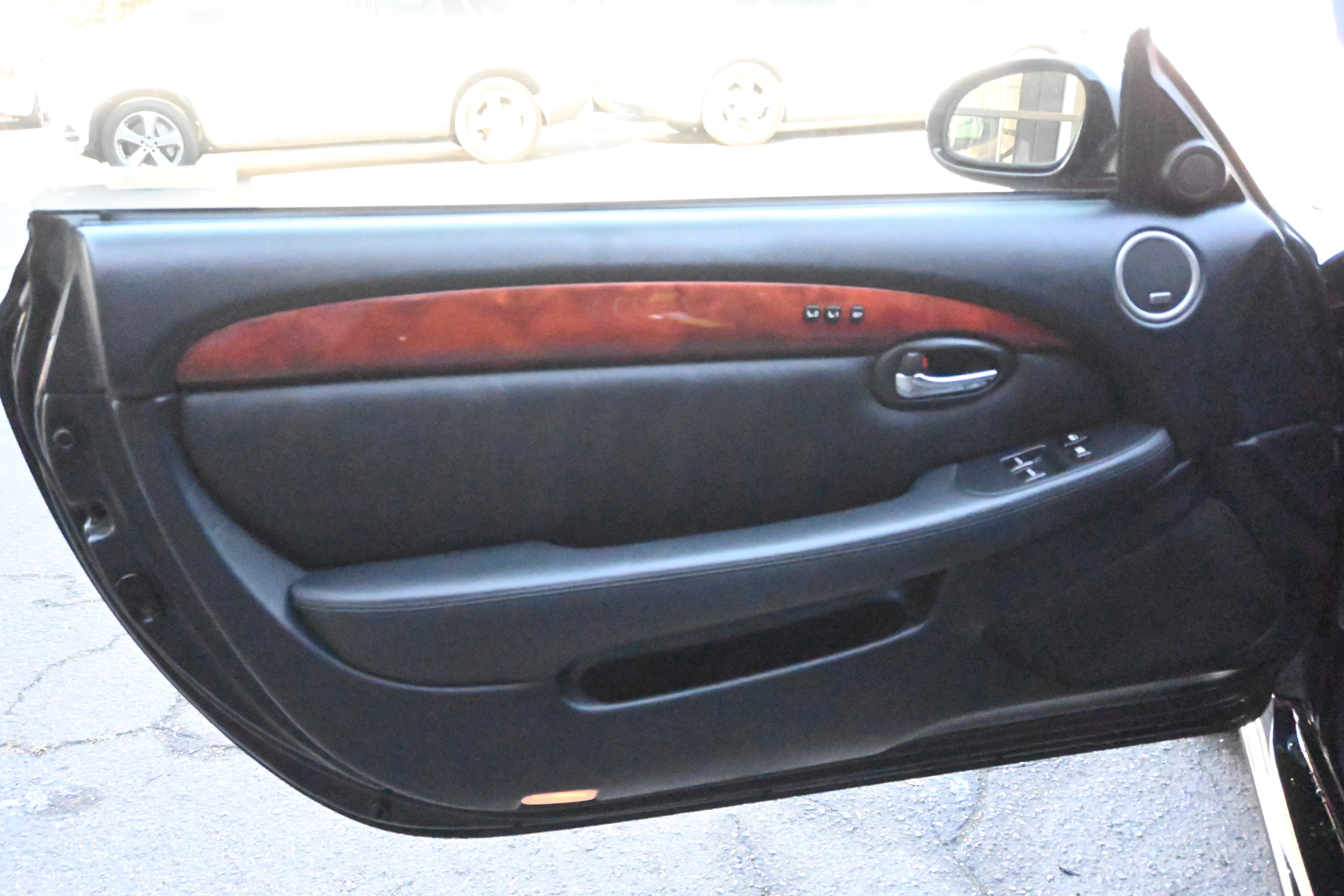 Used 2005 Lexus SC 430 Convertible image 34