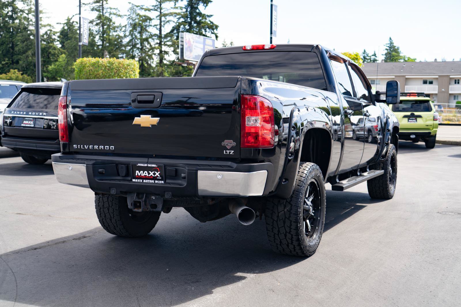 Used 2013 Chevrolet Silverado 2500 LTZ AWD/4WD image 10