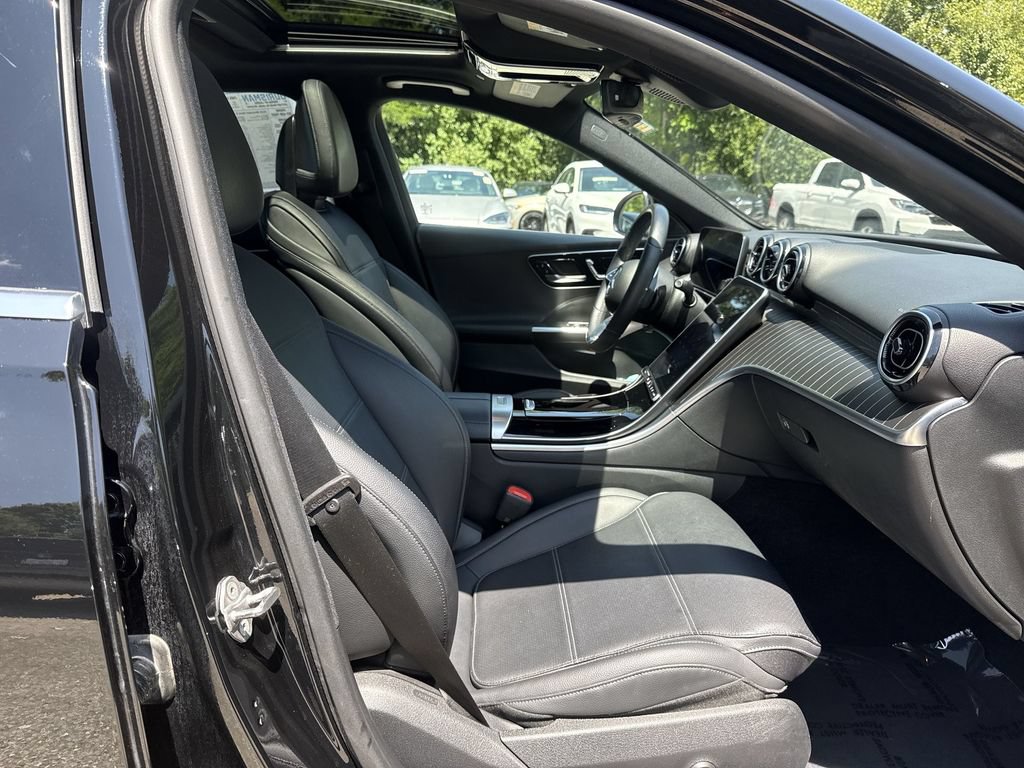 Used 2022 Mercedes-Benz C 300 Sedan image 26
