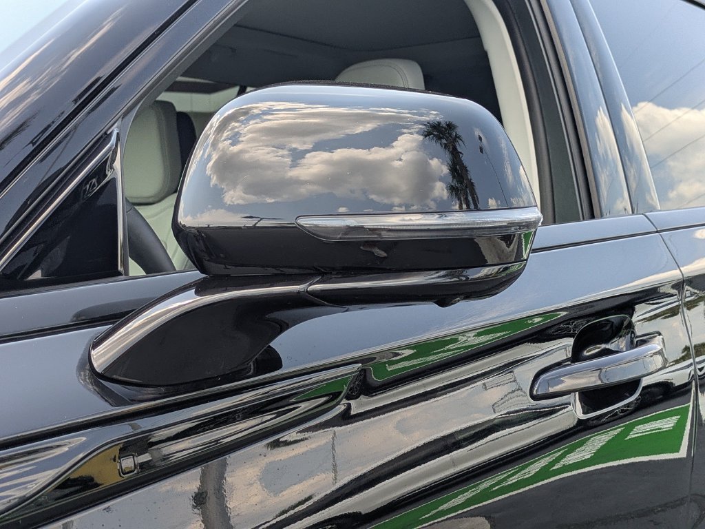 New 2026 Lincoln Aviator Reserve w/ Luxury Package RWD image 12