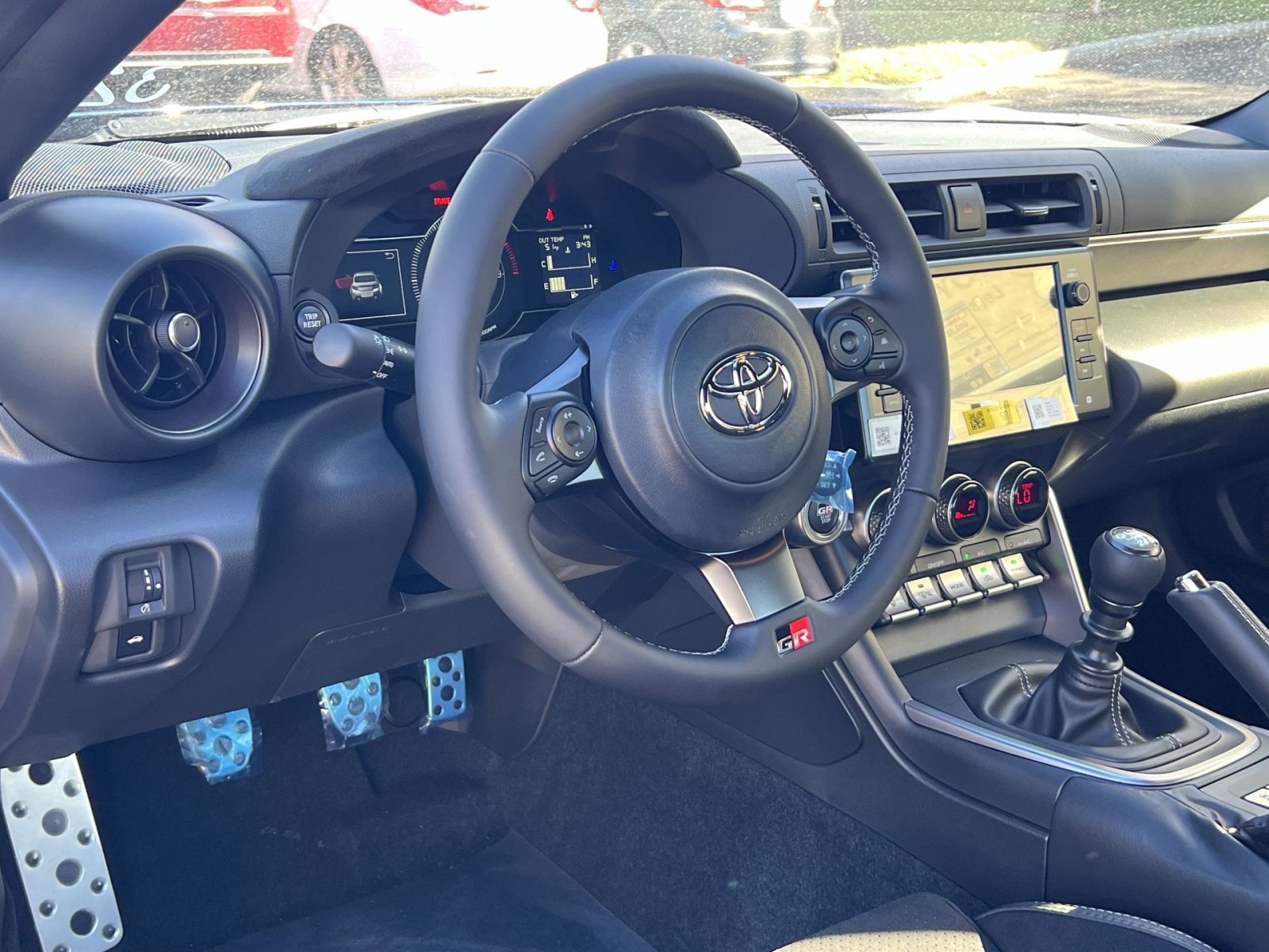 New 2025 Toyota GR86 Premium image 18