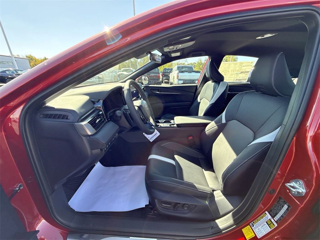 New 2026 Toyota Camry SE image 17