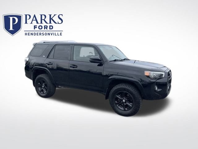 Used 2017 Toyota 4Runner SR5 image 1