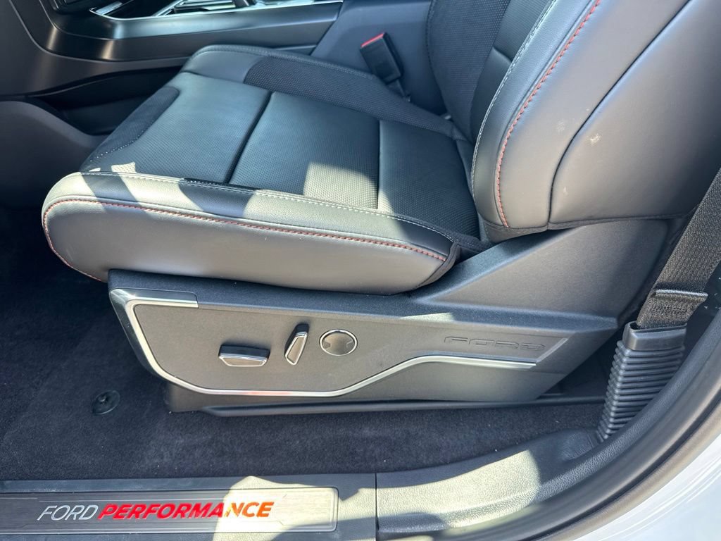 Used 2026 Ford F150 Raptor AWD/4WD image 22