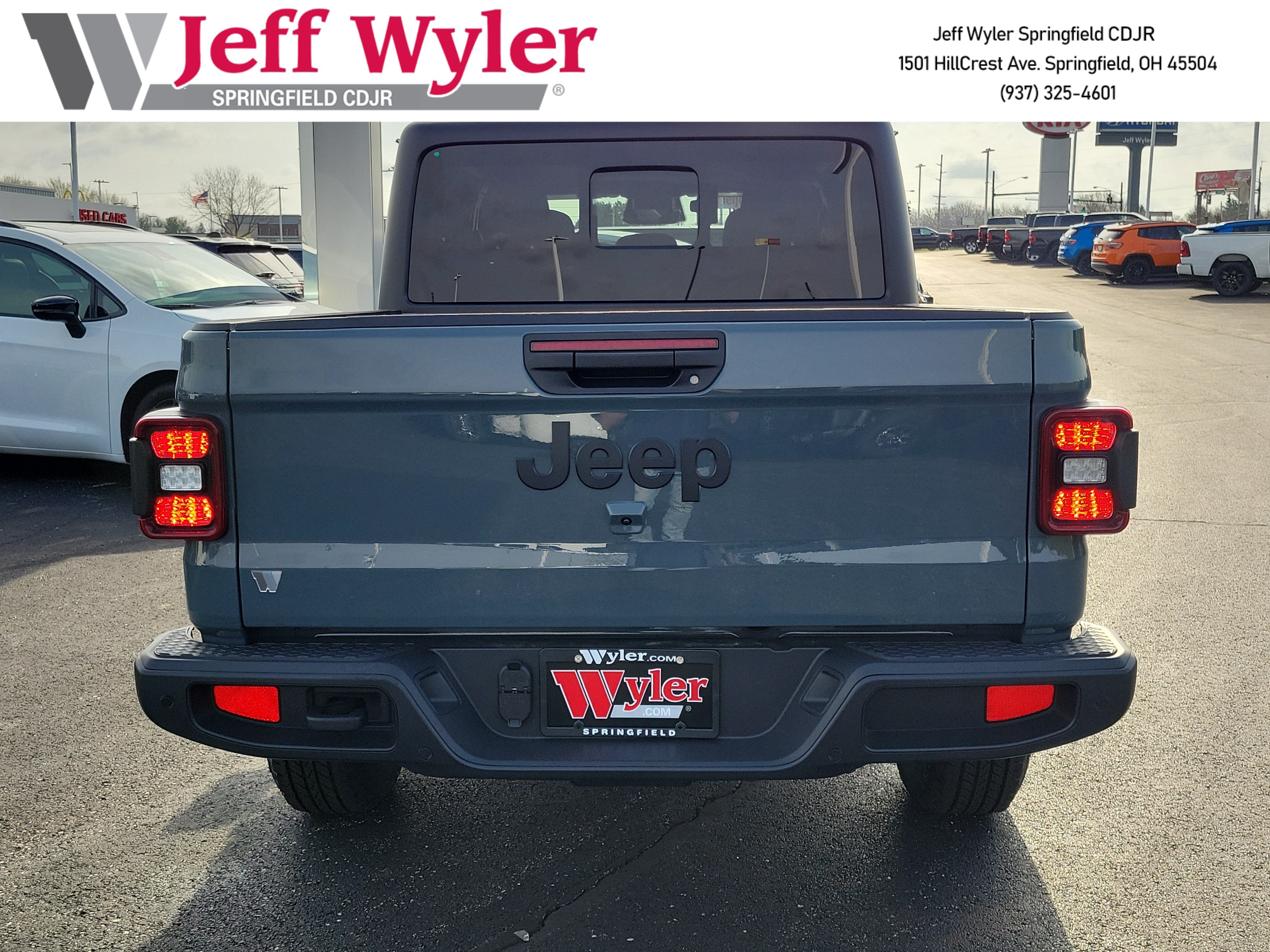 New 2026 Jeep Gladiator Sport AWD/4WD image 4