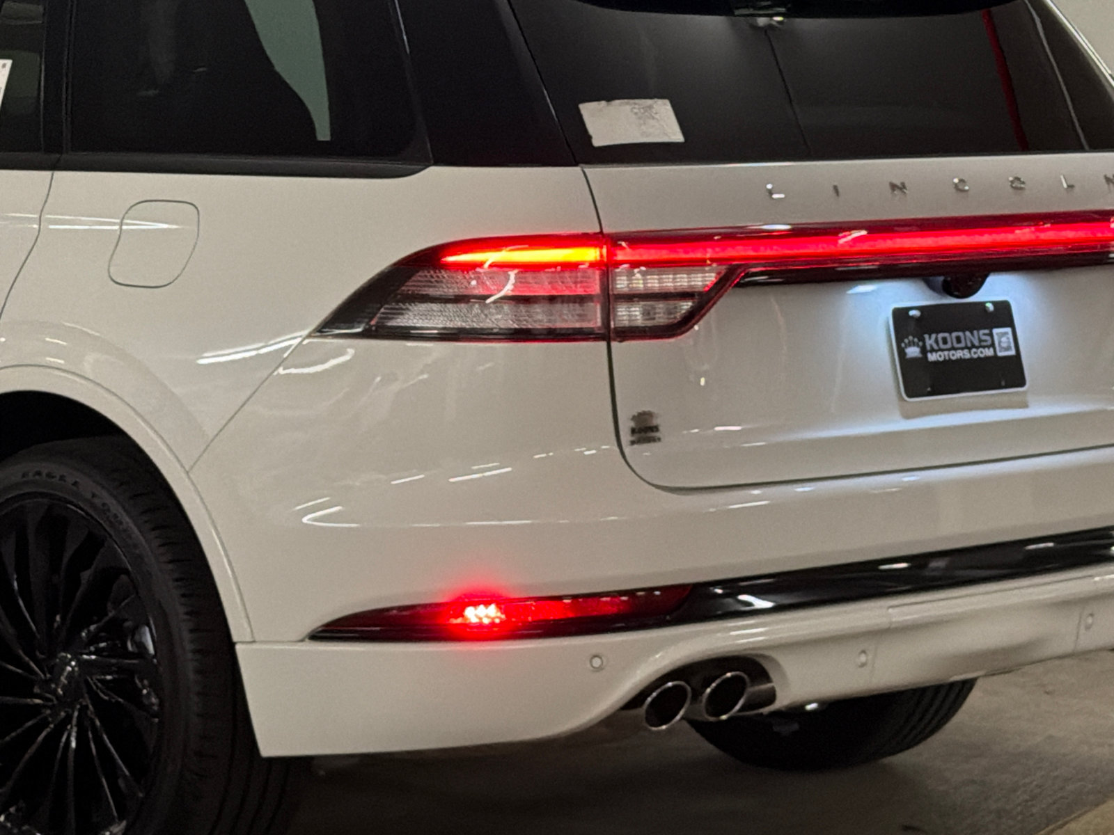 New 2026 Lincoln Aviator Reserve w/ Luxury Package AWD/4WD image 7