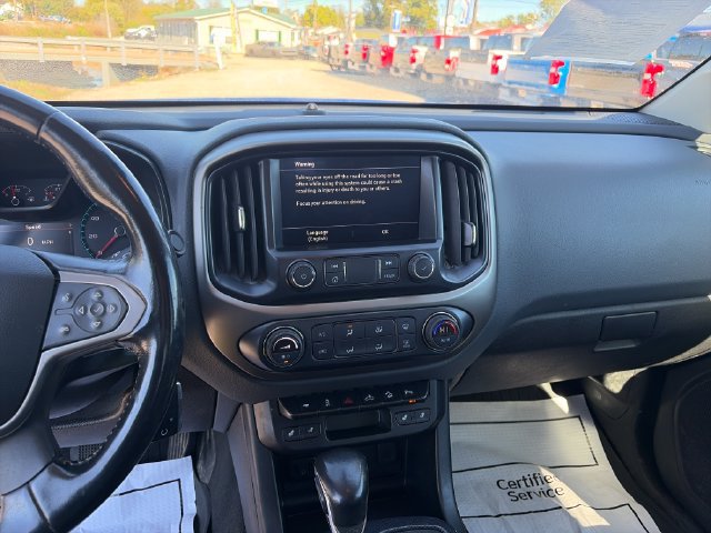 Used 2022 Chevrolet Colorado Z71 AWD/4WD image 17