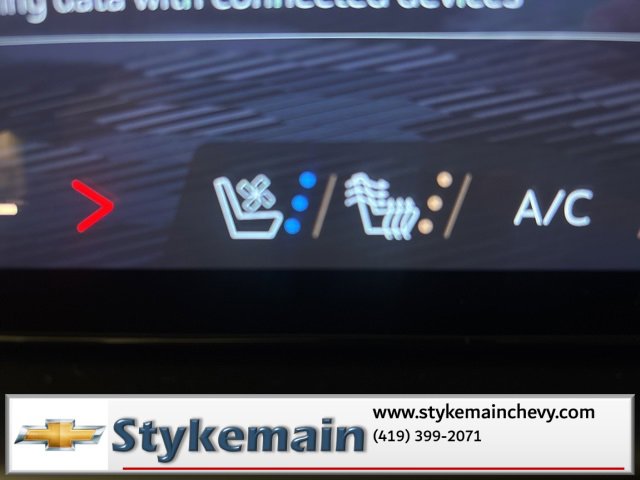 New 2026 Chevrolet Suburban Premier image 29