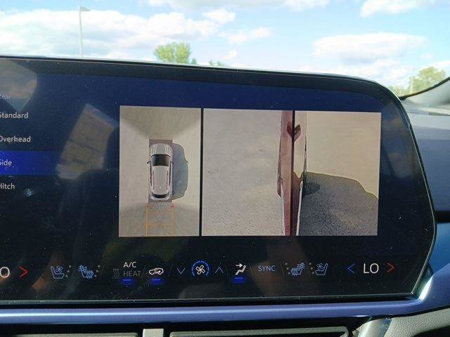 New 2025 Chevrolet Equinox EV LT w/ Active Safety Package 3 AWD/4WD image 20