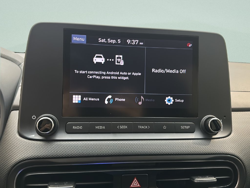 Certified 2023 Hyundai Kona SEL AWD/4WD image 25