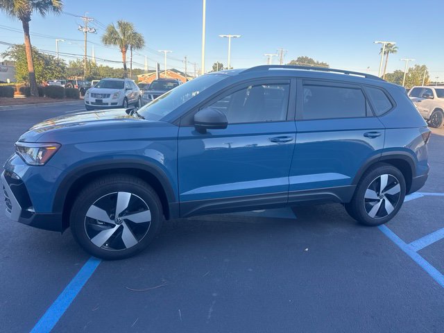 Used 2025 Volkswagen Taos S AWD/4WD image 4