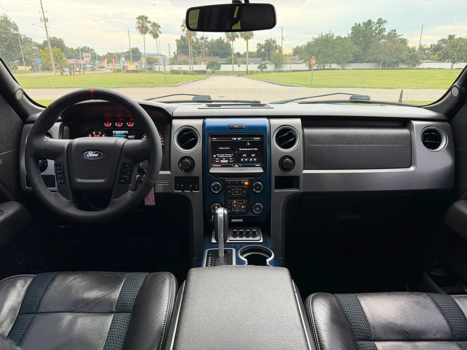 Used 2013 Ford F150 Raptor w/ Luxury Equipment Group AWD/4WD image 12