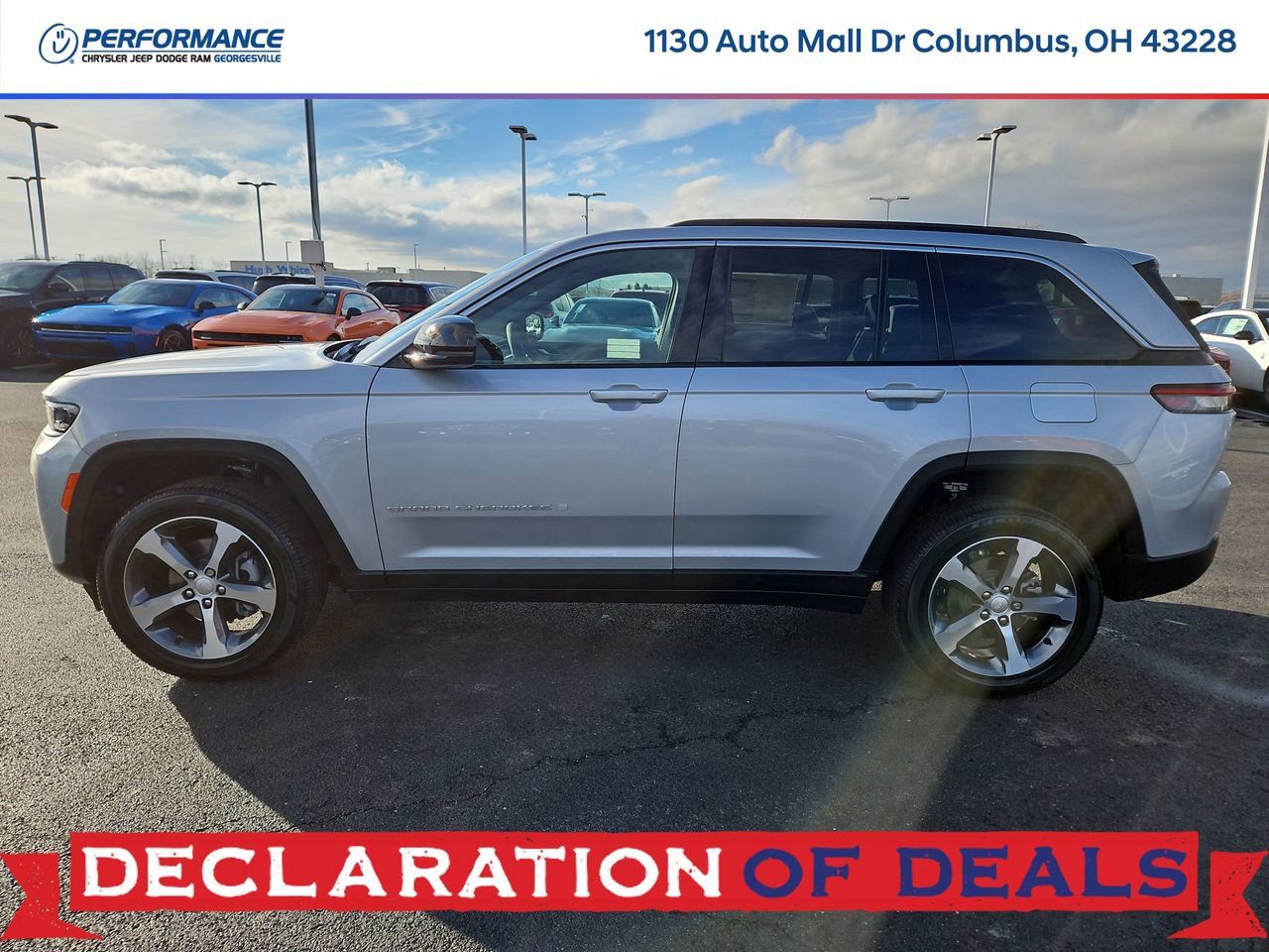 New 2026 Jeep Grand Cherokee Limited AWD/4WD image 4