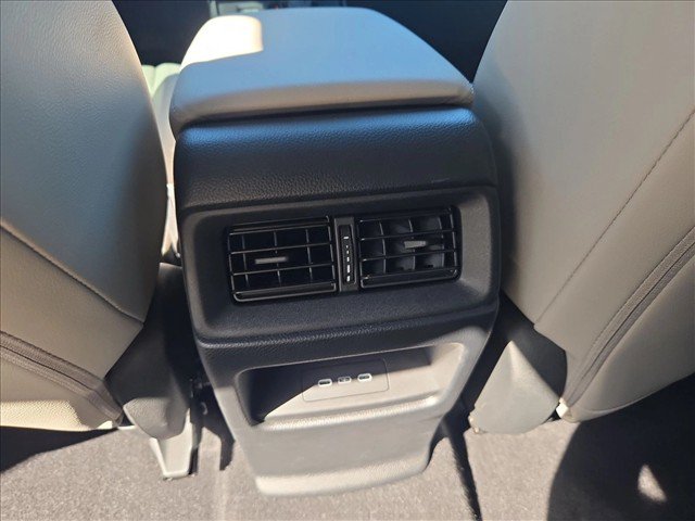 Used 2024 Honda CR-V EX-L image 16