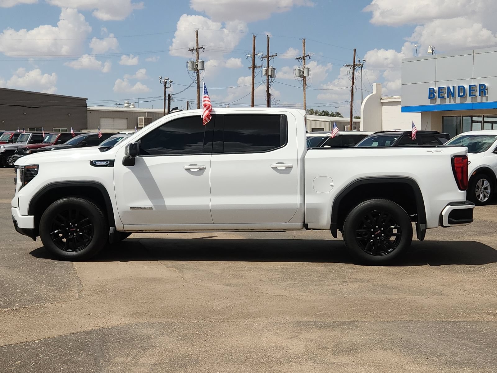 Used 2025 GMC Sierra 1500 Elevation w/ Preferred Package AWD/4WD image 2