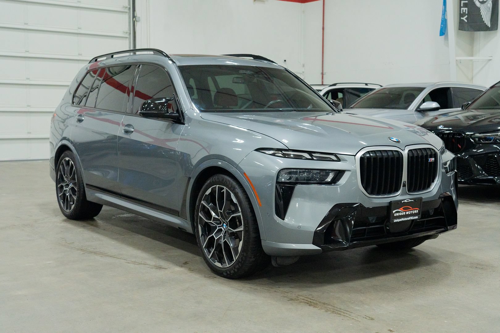 Used 2023 BMW X7 M60i AWD/4WD image 11