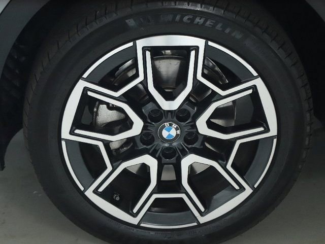 Used 2025 BMW X2 xDrive28i AWD/4WD image 43