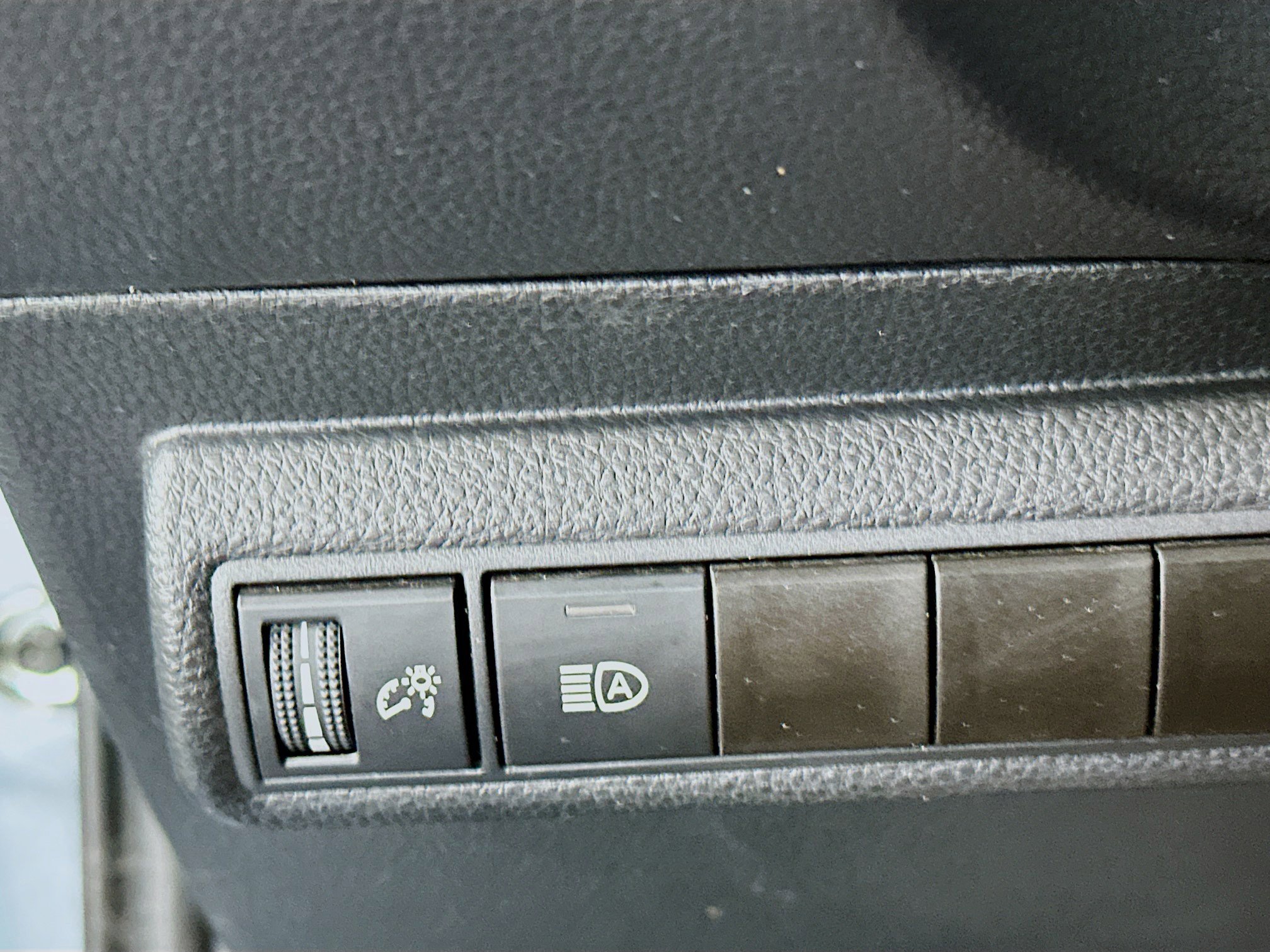 Used 2024 Toyota Corolla LE image 16