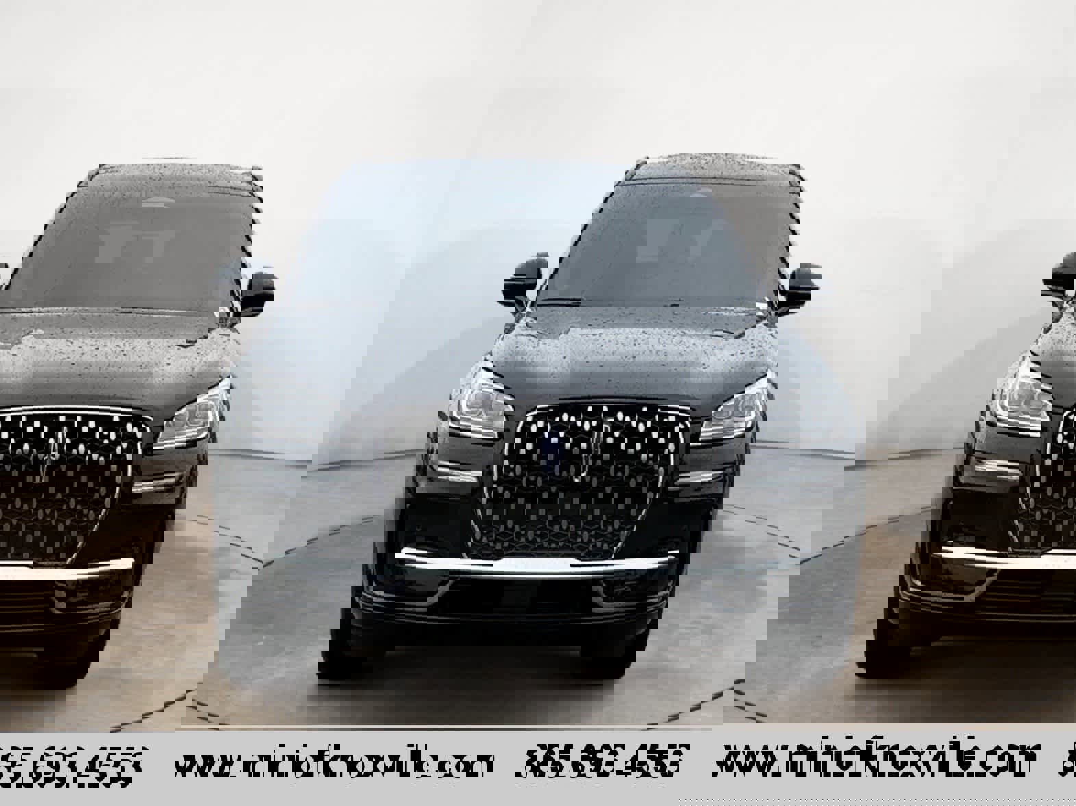 Used 2025 Lincoln Corsair Grand Touring w/ Equipment Group 301A image 8
