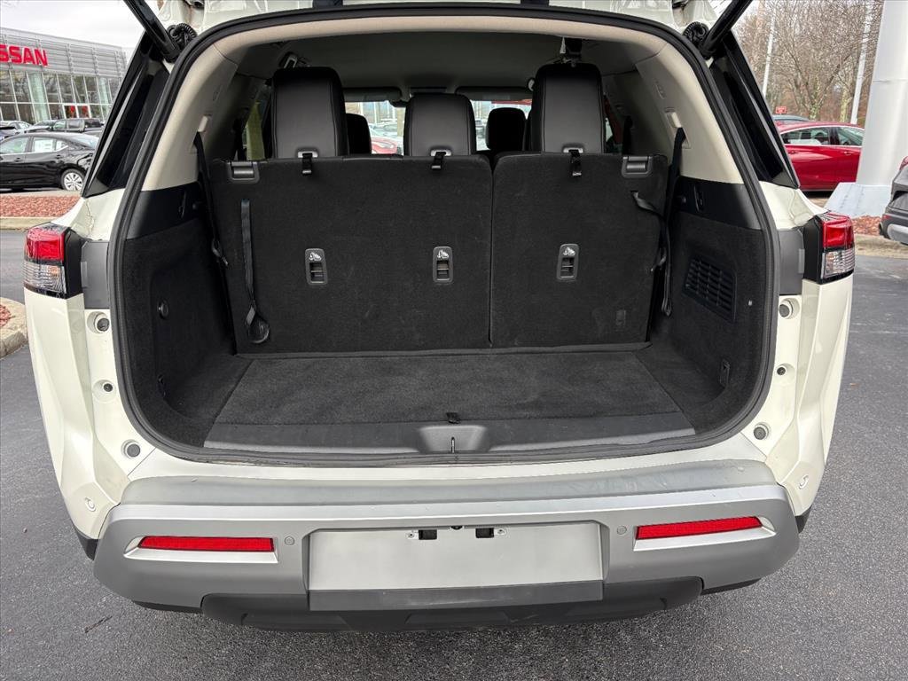 Certified 2024 Nissan Pathfinder SL image 26