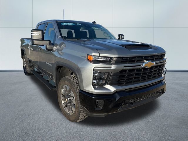 Used 2024 Chevrolet Silverado 2500 Custom w/ Custom Value Package AWD/4WD image 5