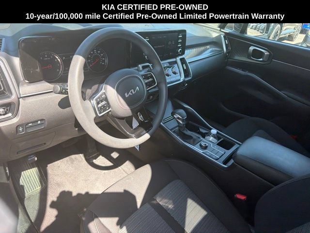 Certified 2023 Kia Sorento LX FWD image 5