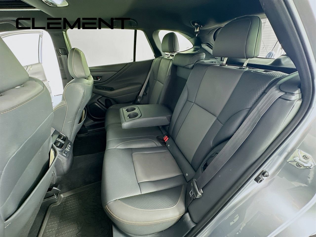 Used 2022 Subaru Outback Wilderness w/ Wilderness Package image 32