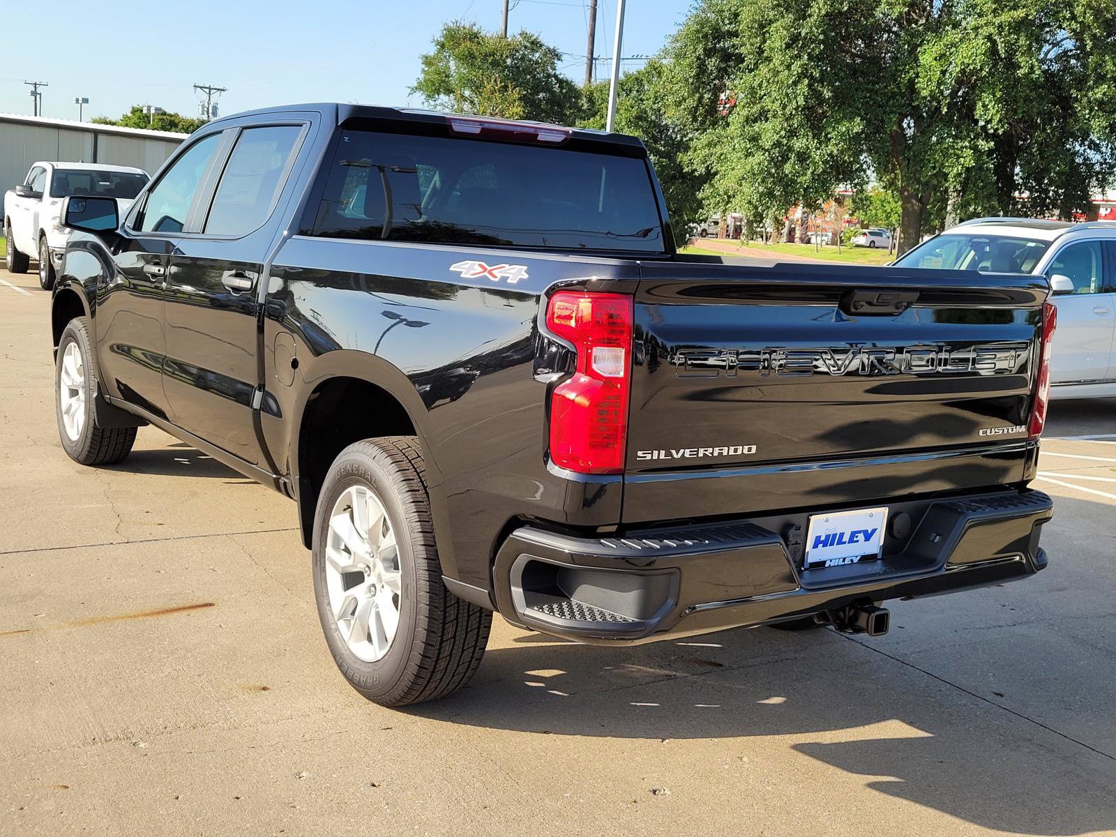 New 2026 Chevrolet Silverado 1500 Custom AWD/4WD image 3