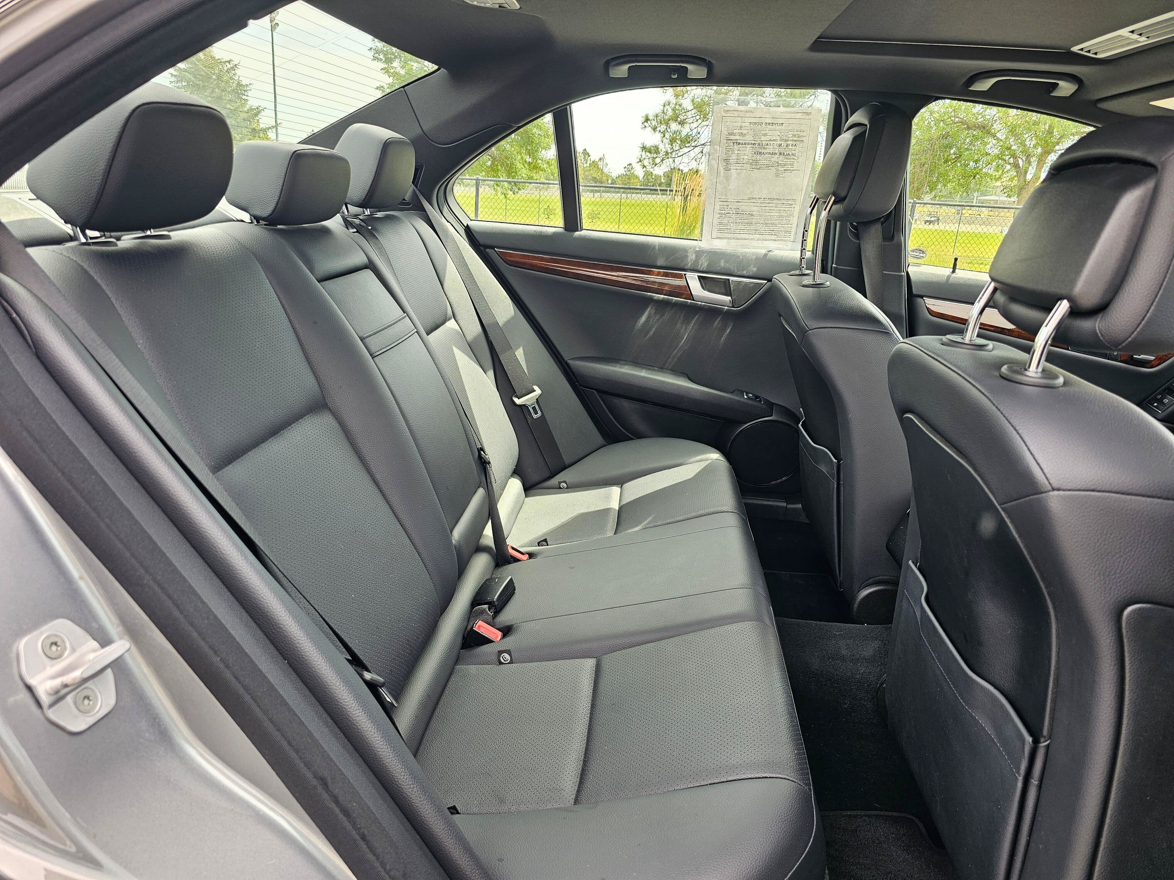 Used 2014 Mercedes-Benz C 300 4MATIC Sedan image 12