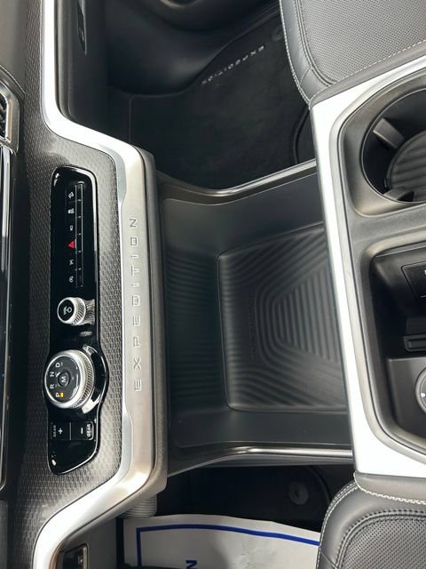 New 2027 Ford Expedition Max Platinum w/ Stealth Appearance Package AWD/4WD image 27
